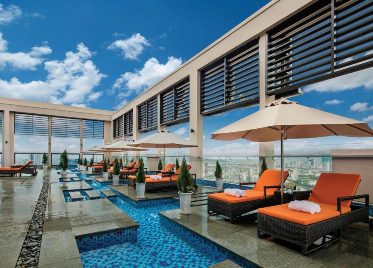 Luxury In Altara Building With Ocean View Da Nang